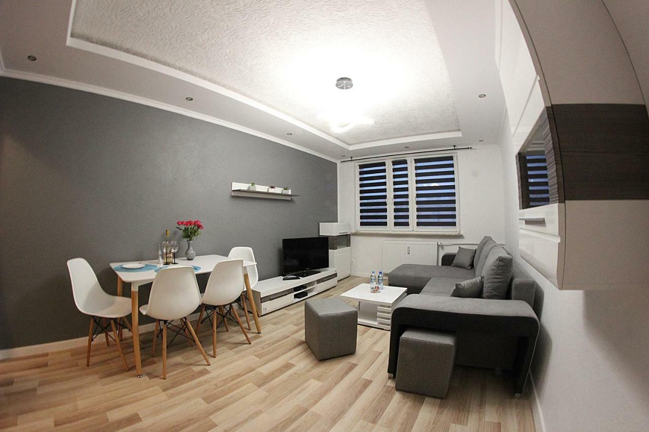 Noclegi Family Apartments Hotel Apartamenty Racibórz Exteriér fotografie